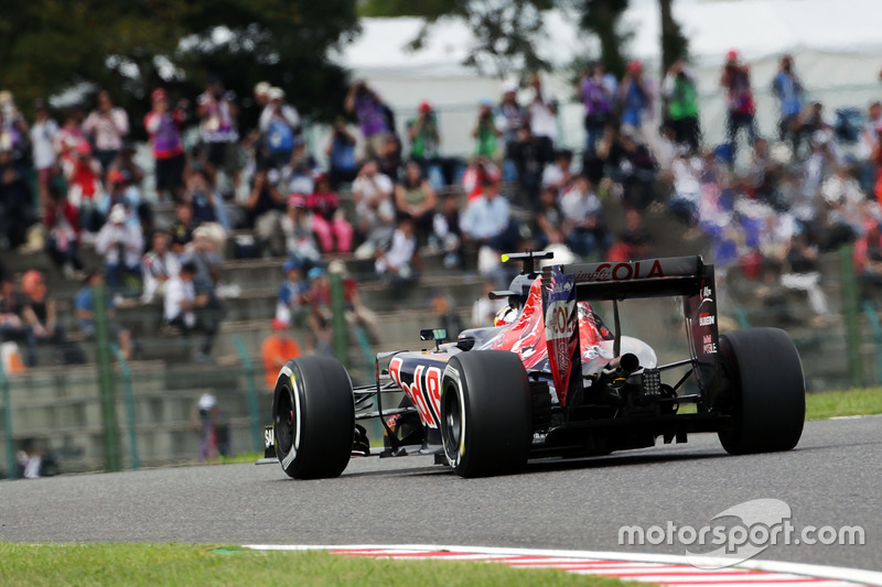 14. Carlos Sainz Jr., Scuderia Toro Rosso STR11
