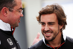 Eric Boullier, McLaren Racing Director met Fernando Alonso