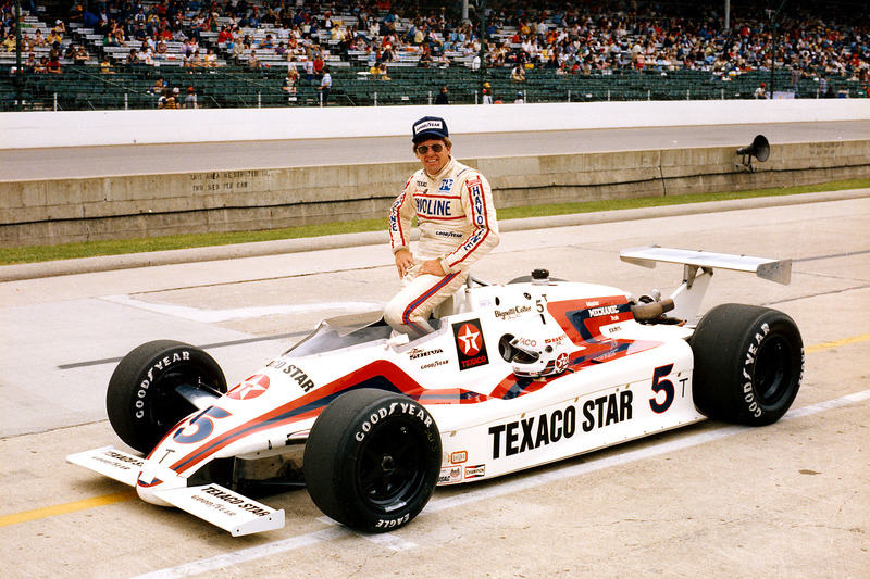 Le vainqueur Tom Sneva, March/Cosworth