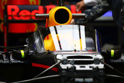 Red Bull Racing RB12 uitgerust met een scherm