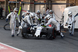 Felipe Massa, Williams FW40 retires