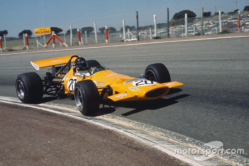 McLaren M7D, motor Alfa Romeo T33 V8 (1970)