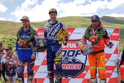 Podium : le vainqueur Graham Jarvis, le deuxième,, Alfredo Gomez, le troisième, Scott Bouverie