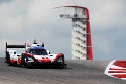 #2 Porsche Team Porsche 919 Hybrid: Timo Bernhard, Earl Bamber, Brendon Hartley