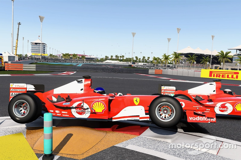 El Ferrari F2004 en Abu Dhabi, con daños