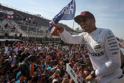 Race winner Lewis Hamilton, Mercedes AMG F1