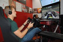 Marcus Ericsson, Viaje dentro de la mente de los conductores evento organizado por Pirelli y Formula