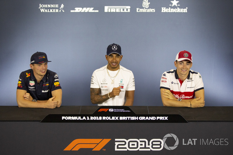 Max Verstappen, Red Bull Racing, Lewis Hamilton, Mercedes-AMG F1 et Charles Leclerc, Sauber en conférence de presse