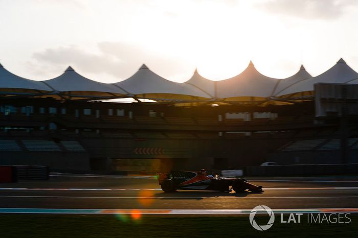 Fernando Alonso, McLaren MCL32