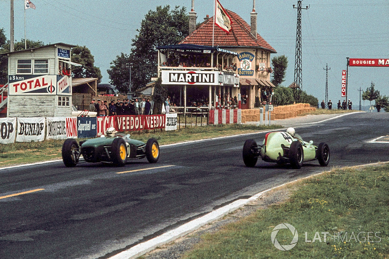 Olivier Gendebien, Cooper Climax T51 lidera a Innes Ireland, Lotus Climax 18