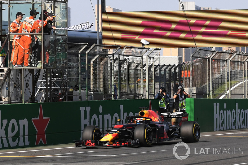 3. GP Tiongkok - Pemenang: Daniel Ricciardo
