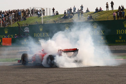 Accrochage entre Max Verstappen, Red Bull Racing RB14 et Sebastian Vettel, Ferrari SF71H