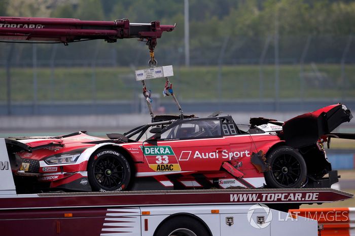 El coche de René Rast, Audi Sport Team Rosberg después del accidente