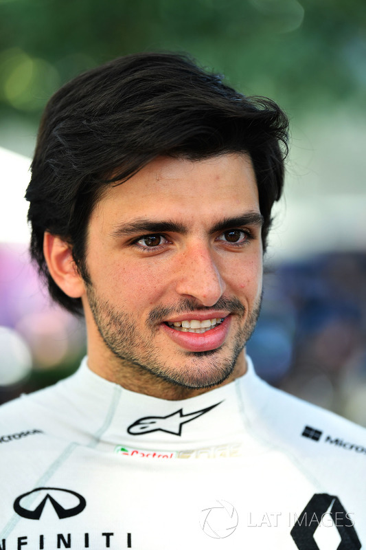 Carlos Sainz Jr., Renault Sport F1 Team