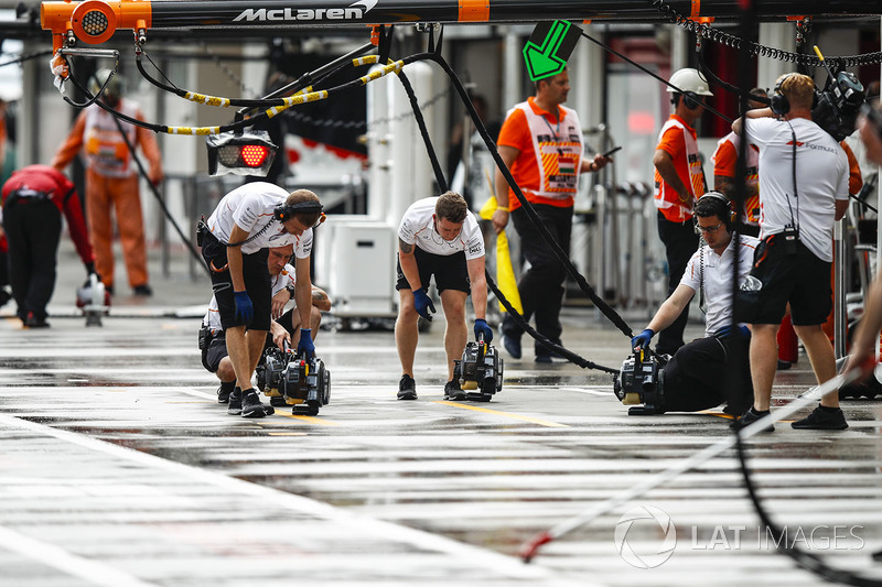 Механіки McLaren