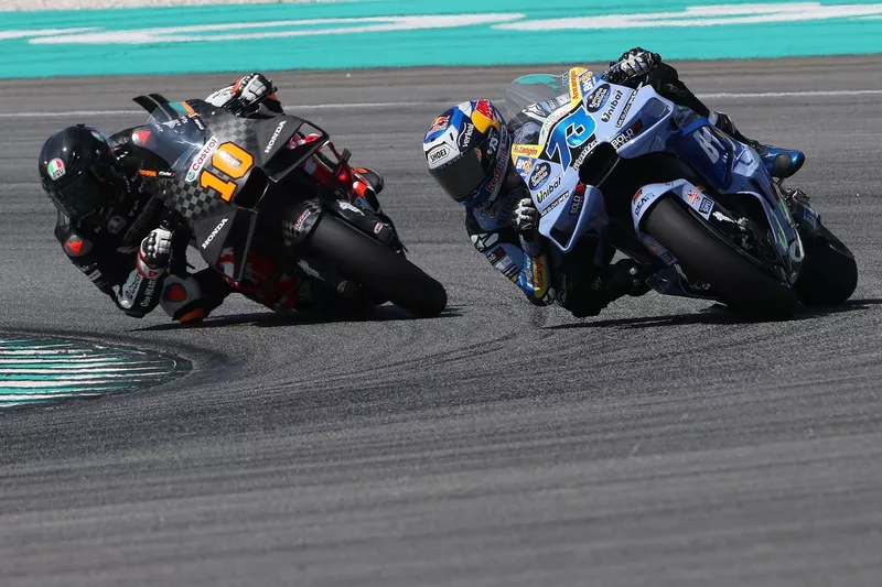 Luca Marini (Honda HRC) et Alex Marquez (Gresini Racing)