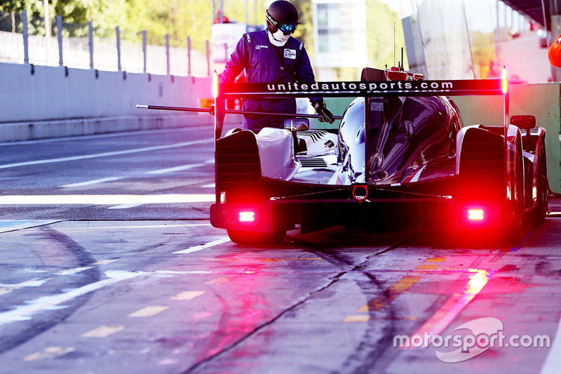 #32 United Autosports, Ligier JSP217 - Gibson: William Owen, Hugo de Sadeleer, Filipe Albuquerque