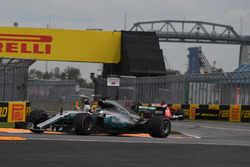 Льюіс Хемілтон, Mercedes-Benz F1 W08