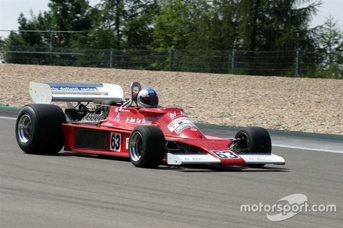 A Ensign N177 foi pilotada por Clay Regazzoni e Jacky Ickx na temporada 1977 e por Nelson Piquet e Derek Daly em 1978. O carro está à venda por 1,2 milhão de reais