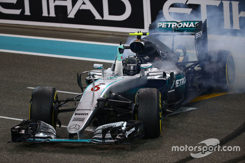 Second placed Nico Rosberg, Mercedes AMG F1 W07 Hybrid celebrates his World Championship at the end of the race