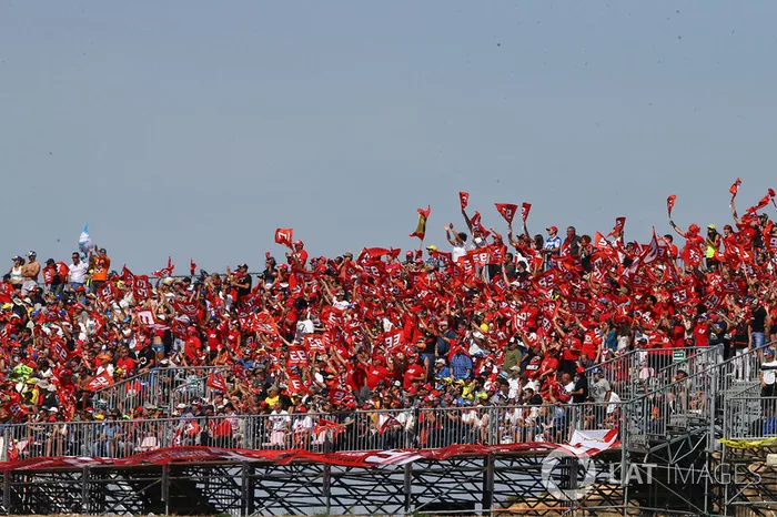 Marquez fans