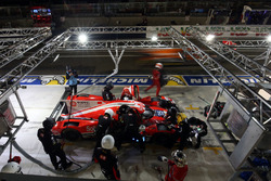 №25 CEFC Manor TRS Racing Oreca 07 Gibson: Роберто Гонсалес, Симон Труммер, Виталий Петров