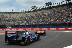 #36 Signatech Alpine A470 Gibson: Gustavo Menezes, Nicolas Lapierre, André Negrão