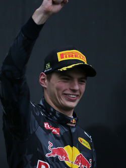 Макс Ферстаппен, Red Bull Racing святкує своє третє місце на подіумі