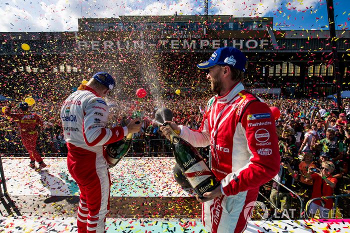 Podio: tercer lugar Nick Heidfeld, Mahindra Racing; ganador de la carrera Felix Rosenqvist, Mahindra Racing