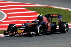 Carlos Sainz Jr., Scuderia Toro Rosso STR11