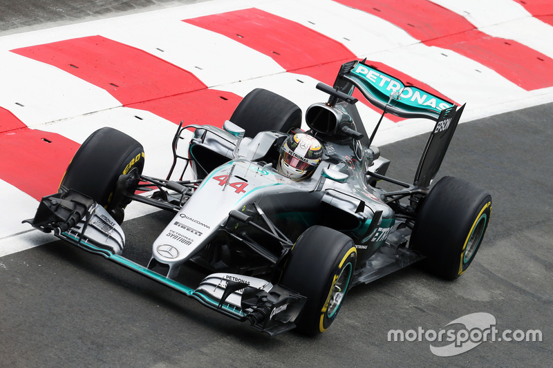 Lewis Hamilton, Mercedes AMG F1 W07 Hybrid