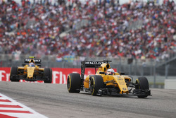 Kevin Magnussen, Renault Sport F1 Team RS16 y Jolyon Palmer, Renault Sport F1 Team RS16