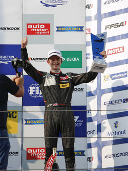 Podium: Callum Ilott, Van Amersfoort Racing Dallara F312 Mercedes-Benz