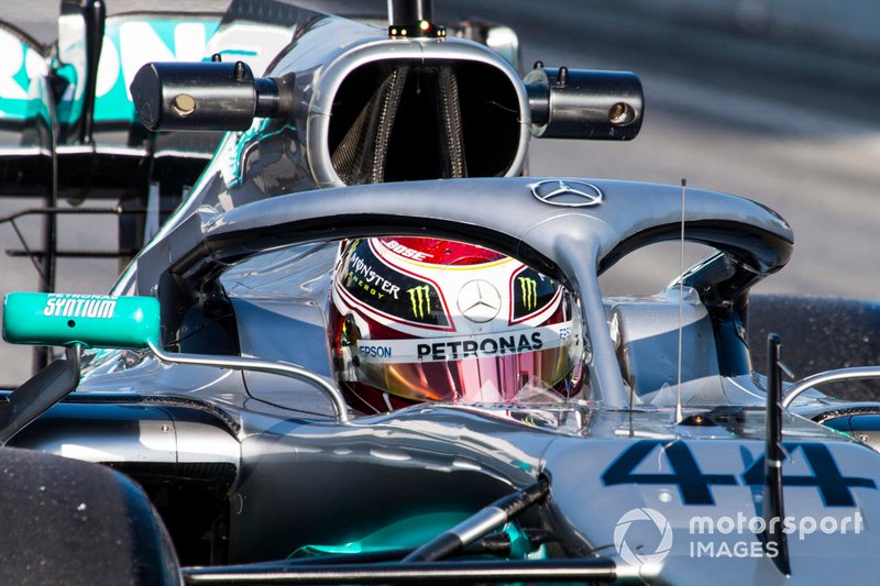 Lewis Hamilton, Mercedes AMG F1 W10.