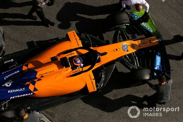 Carlos Sainz Jr., McLaren MCL34