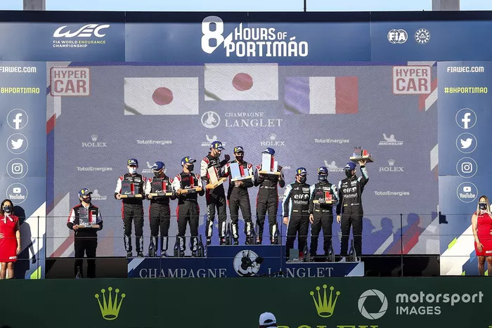 Podio: ganadores de la carrera Sebastien Buemi, Kazuki Nakajima, Brendon Hartley, Toyota Gazoo Racing, segundo lugar Mike Conway, Kamui Kobayashi, José María López,  Toyota Gazoo Racing, tercer lugar Andre Negrao, Nicolas Lapierre, Matthieu Vaxiviere, Alpine