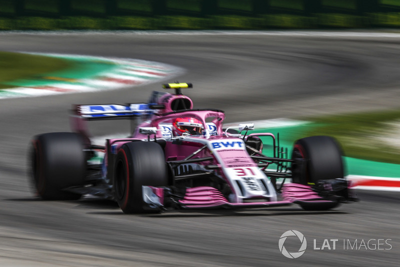 8: Естебан Окон, Racing Point Force India VJM11, 1.21,099