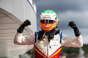 Yarış galibi Leonardo Pulcini, Campos Racing