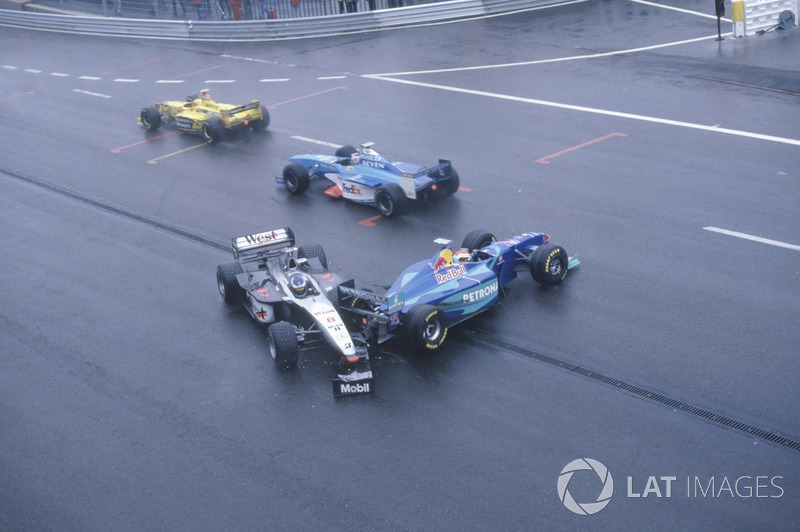 Mika Hakkinen, McLaren MP4/13, was hit by Johnny Herbert, Sauber C17 on the exit of La Source