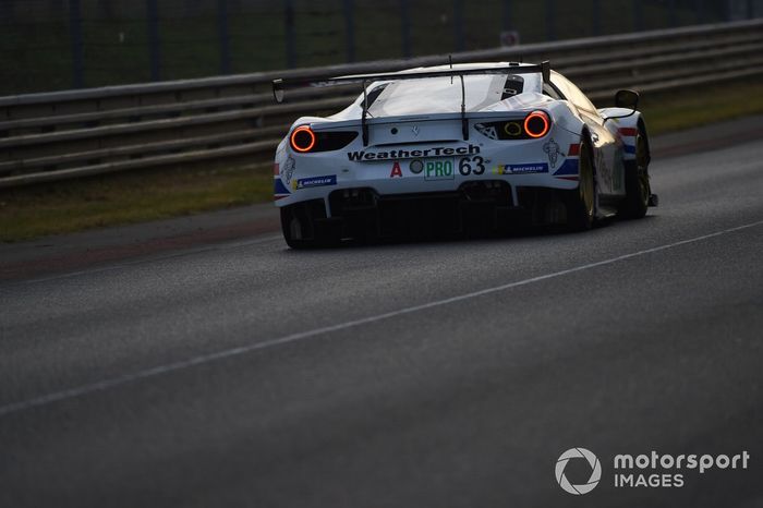 #63 Weathertech Racing Ferrari 488 GTE Evo: Cooper MacNeil, Toni Vilander, Jeff Segal