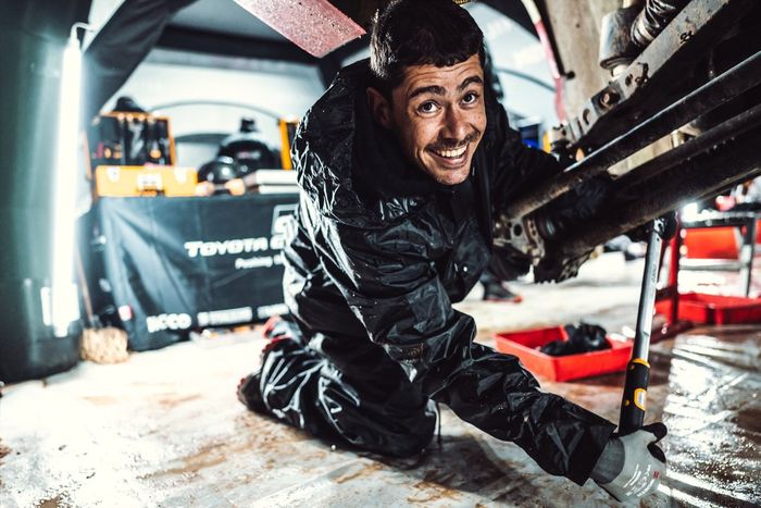 #205 Toyota Gazoo Racing Toyota crew