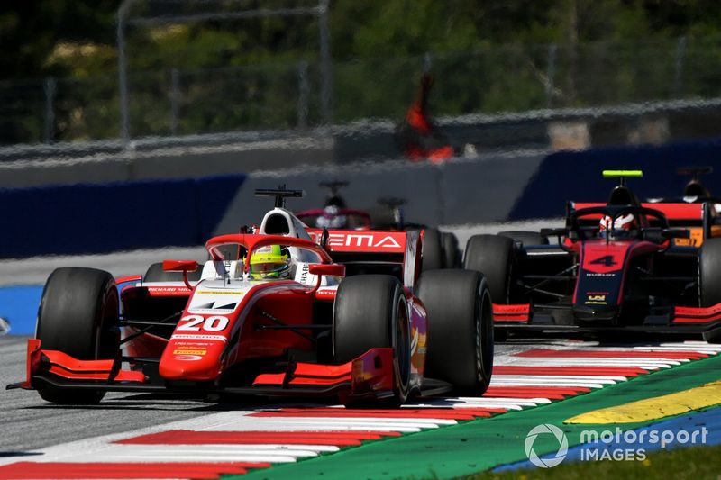Mick Schumacher, Prema Racing, y Callum Ilott, UNI-Virtuosi