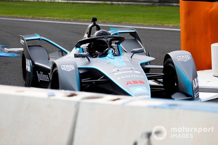 Media drive FIA ABB Formula E Generation 2 car on track