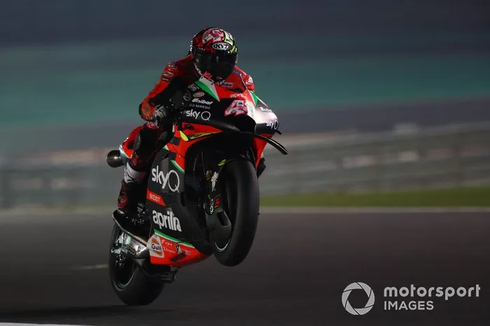13º Aleix Espargaro, Aprilia Racing Team Gresini - 1:54.432