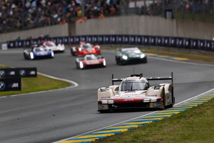  #38 Hertz Team Jota Porsche 963: Oliver Rasmussen, Philip Hanson, Jenson Button