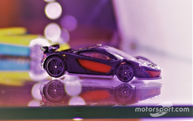Diecast McLaren P1 Hot Wheels