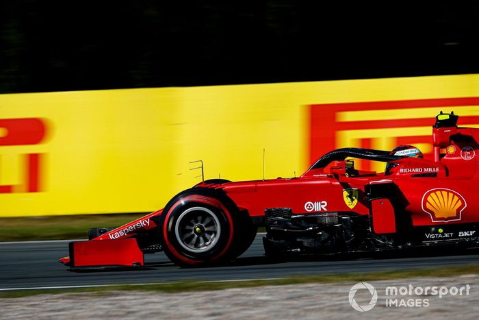 Carlos Sainz Jr., Ferrari SF21