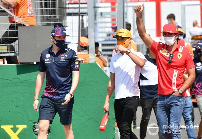 Max Verstappen, Red Bull Racing Lando Norris, McLaren Carlos Sainz Jr., Ferrari