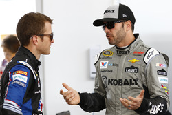 Kasey Kahne, Hendrick Motorsports Chevrolet; Jimmie Johnson, Hendrick Motorsports Chevrolet