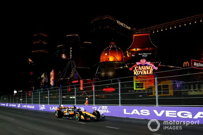 Oscar Piastri, McLaren MCL38 